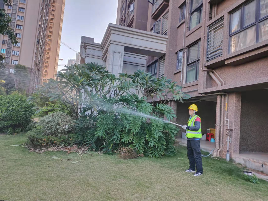 園林綠化養護澆“早春水”